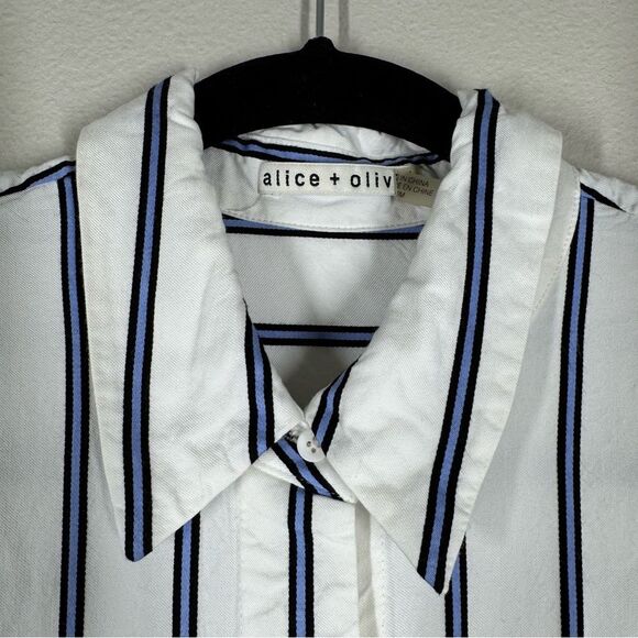 Alice + Olivia Edyth Striped Ruffle Top Button Front Blouse Oversized Medium - Picture 3 of 10